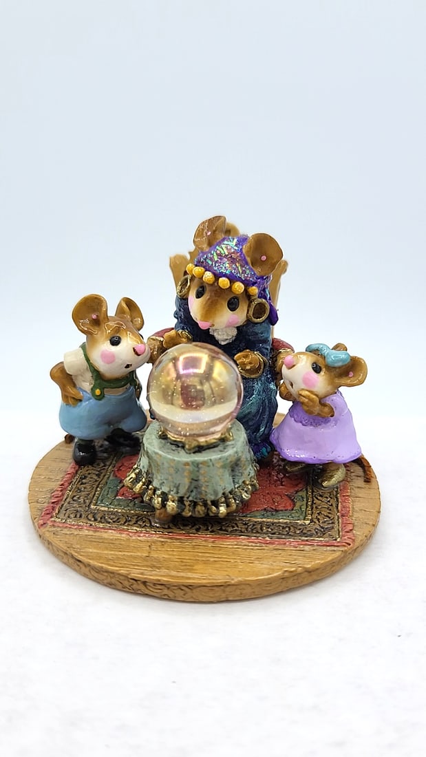 Wff M-2000 Crystal Clear Millennium Mouse Figurine With Card - 2