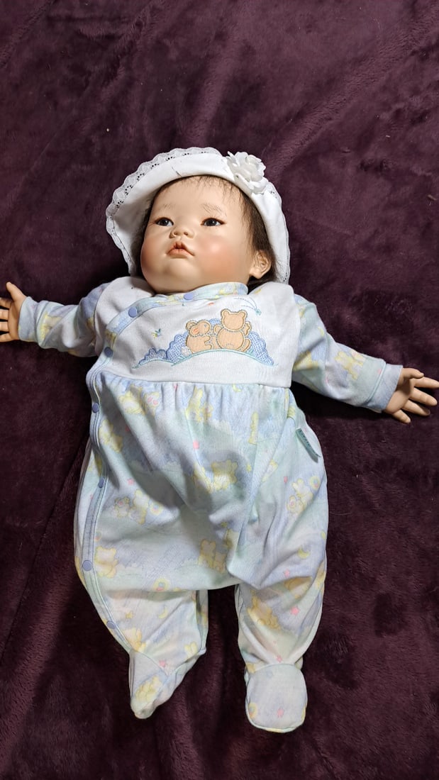 Annette Himstedt Ruki Porcelain Doll With Box And Duck Toy - 5