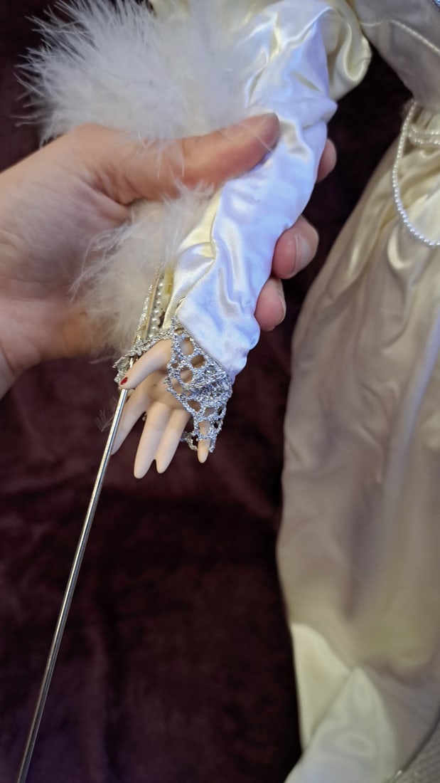 Porcelain Lady Doll In White Faux Fur Hat & Cape With Satin Gown, 24 In - 7