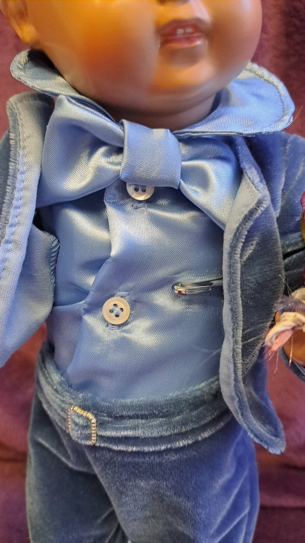 Schildkrt-puppen 16 In Blond Boy Doll Blue Velvet Outfit With Flowers And Box - 7