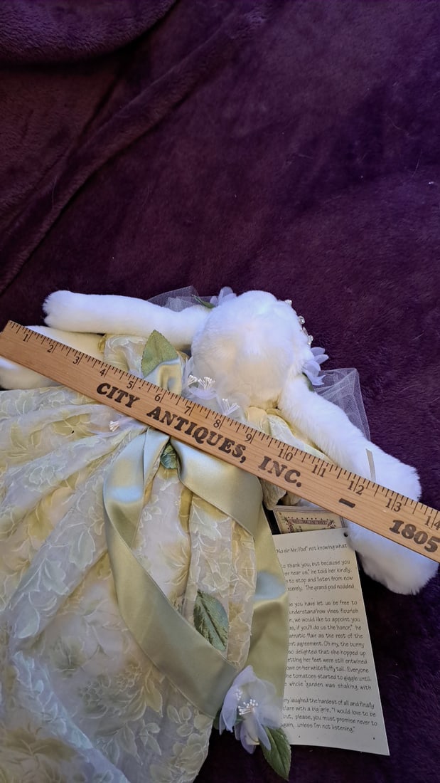 Bunnies By The Bay Spring/summer 1999 Plush Bunny Doll Wedding Dress Tiara Veil - 3