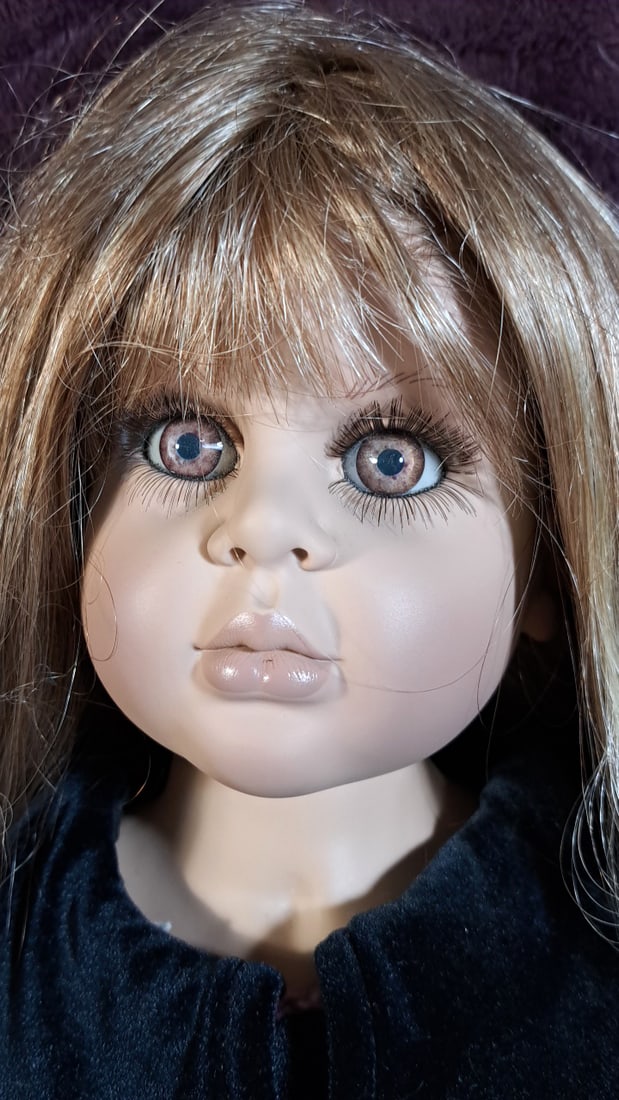 Peggy Dey Harleigh 152/300 Doll - 2