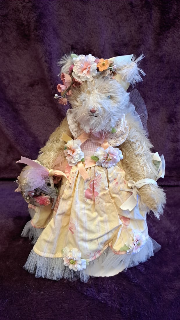 13 Inch Bunnies By The Bay Cream Plush Doll In Yellow Floral Dress With Flower Crown And Basket: Well known plush brand. Limited edition. 7 x 11 x 5 1. 0 lb we have gained a lot of experience shipping dolls from our previous auction. We offer in-house shipping. The shipping price shown in the