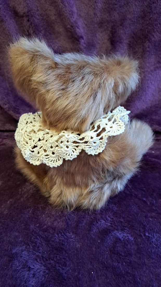 Tan Plush Teddy Bear With Crochet Lace Collar And Ribbon, 9 In - 7