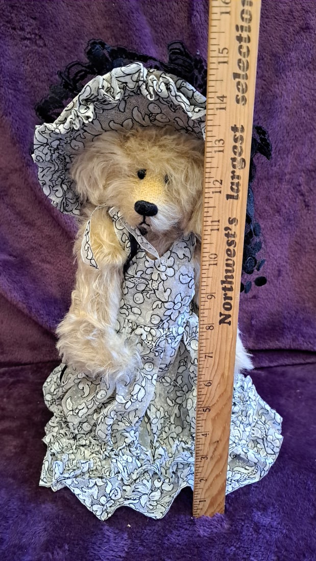 Paw Quette Marie Zimmermann Handmade Teddy Bear Floral Dress Bonnet 15" - 2