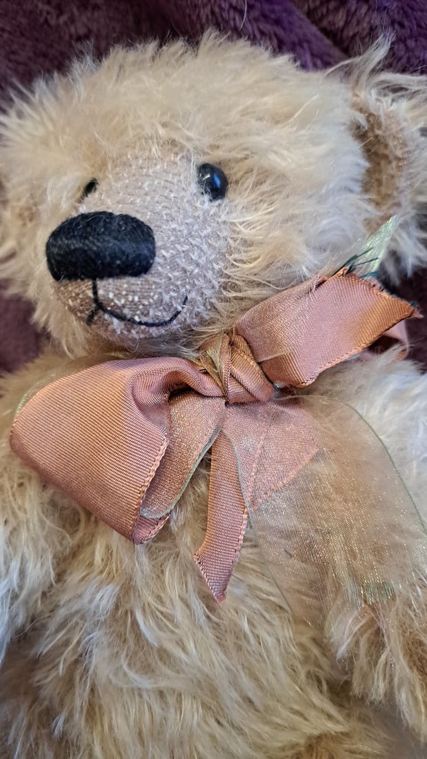 Cream Shaggy Mohair Teddy Bear With Pink Bow And Paw Pads, Approx. 13 In - 8