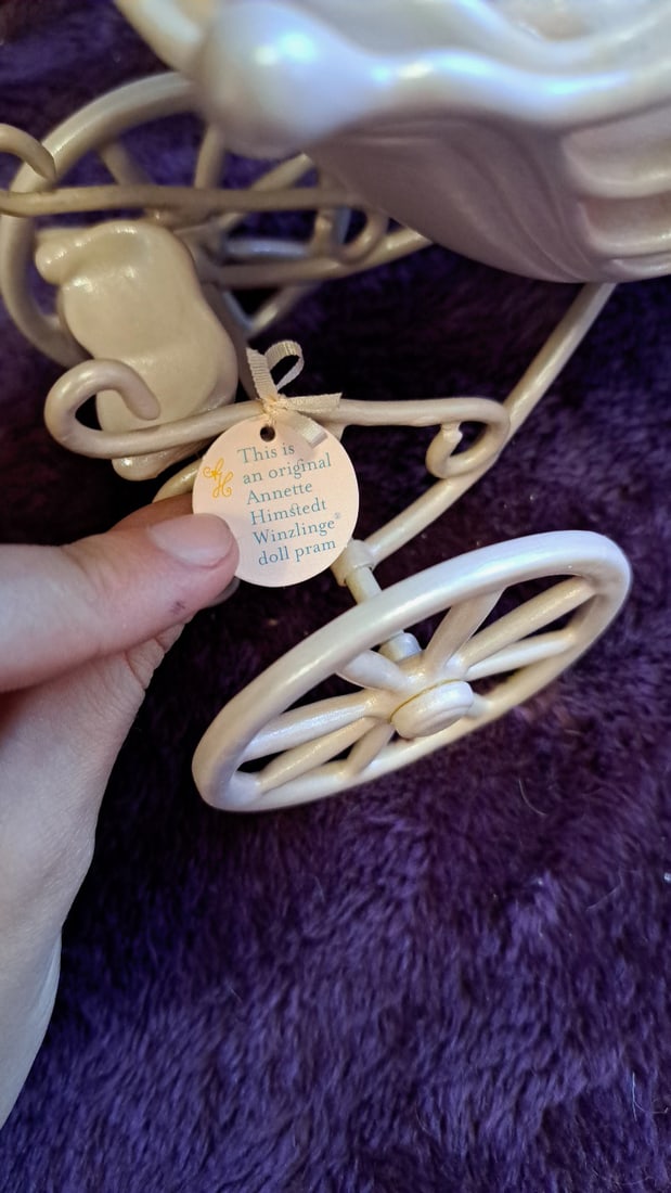 Annette Himstedt Winzlinge Porcelain Pram White Miniature Carriage With Doll - 4