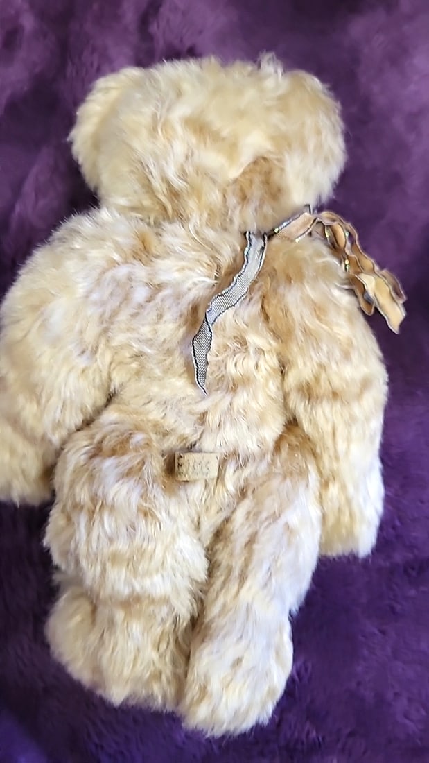 Deanna Ellis Artist Plush Bear - 4