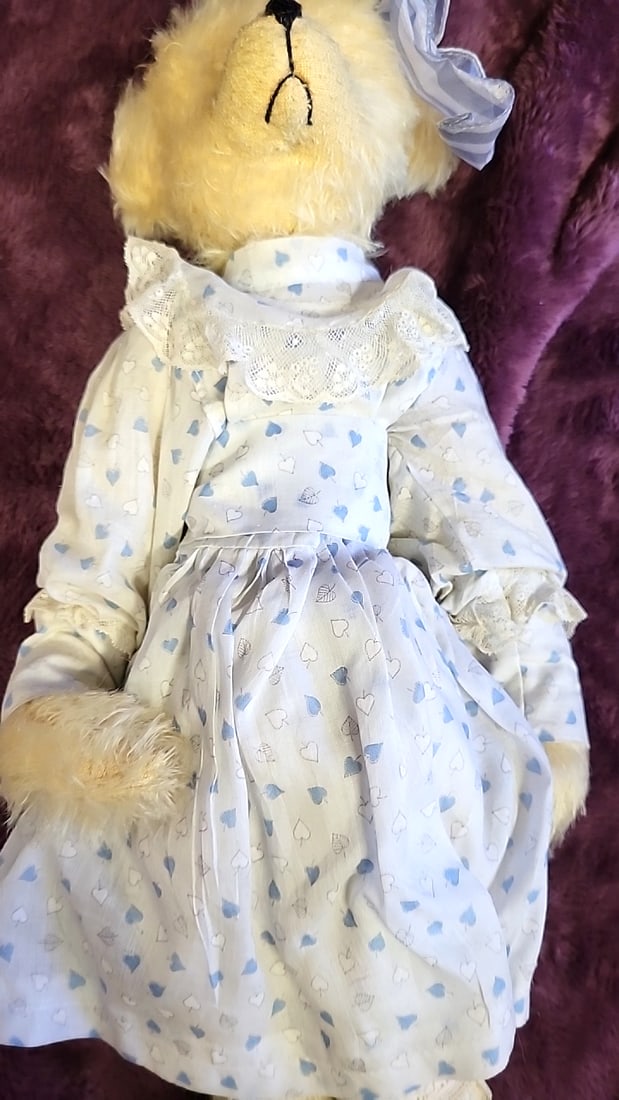 Rene Williams Artist Bear In Blur Dress - 3