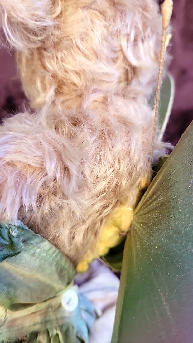 Artist Plush Bear Unsigned With Wings And Beehive - 8