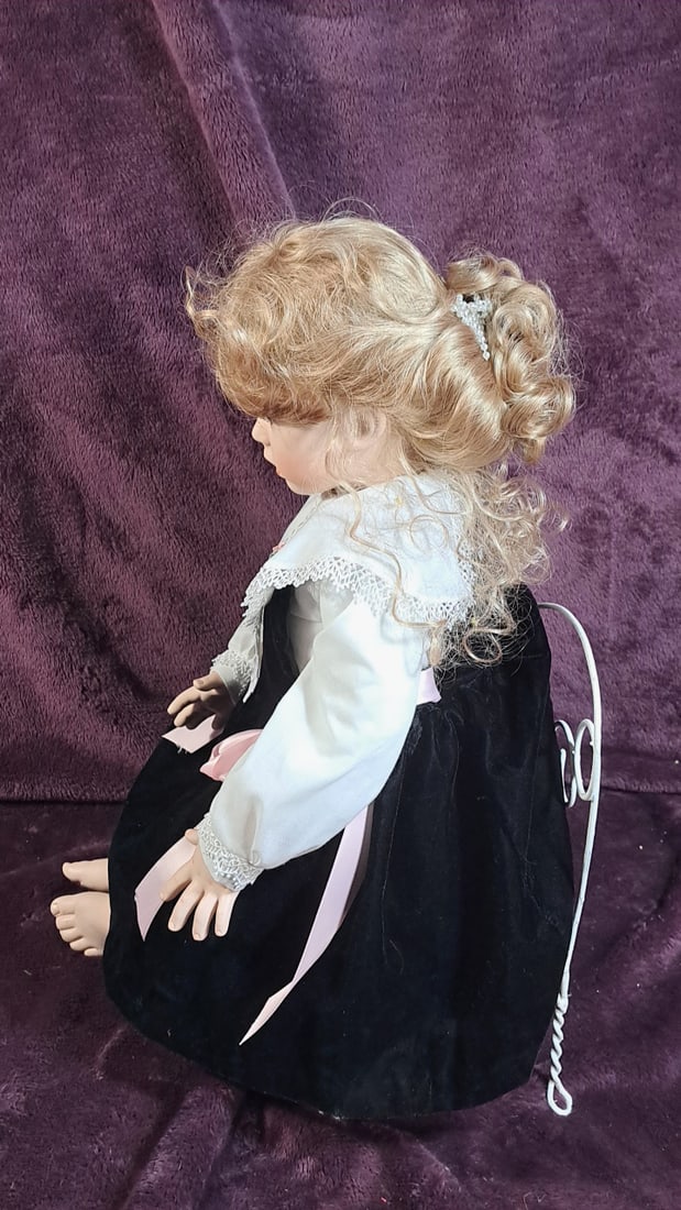 The Doll Artworks Donna Robert Porcelain Doll With Chair - 8