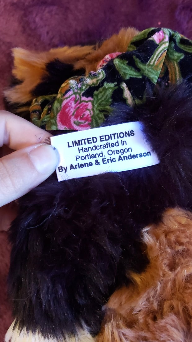 Lexington Bearlimited Editions Arlene Eric Anderson Handcrafted Calico Plush Cat With Floral Collar - 4