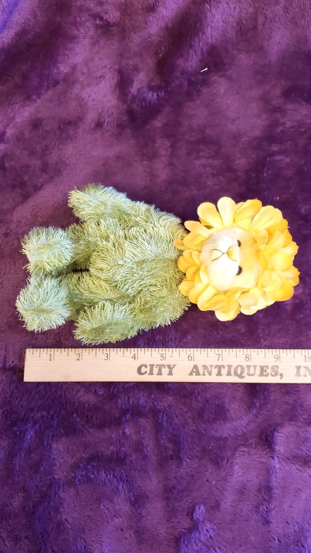 9 In Green Plush Teddy Bear With Yellow Flower Petal Head Costume - 2