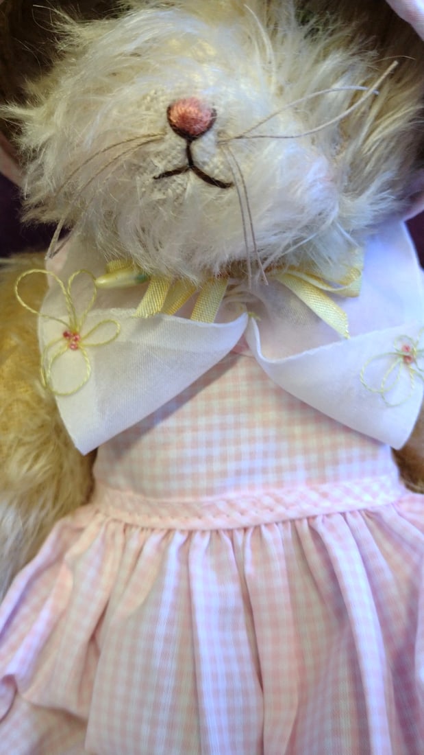 Bunnies By The Bay Fall Winter 1999 Limited Edition Plush Bunny 14" Pink Gingham Dress - 9