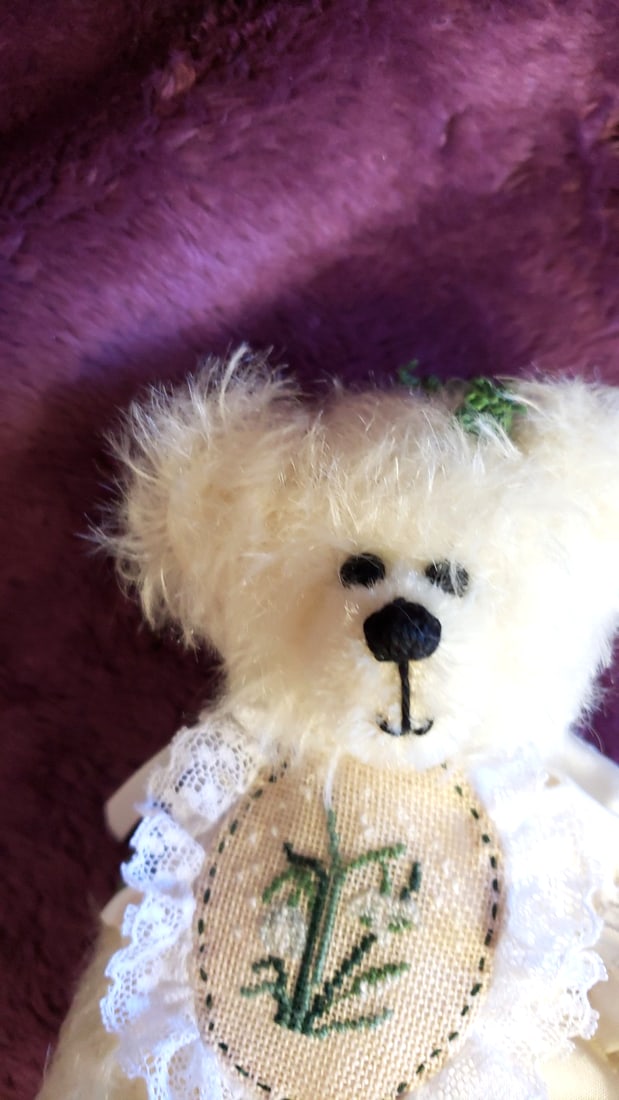 Janette Ann Anderson Artisy Bear Small With Stand - 2