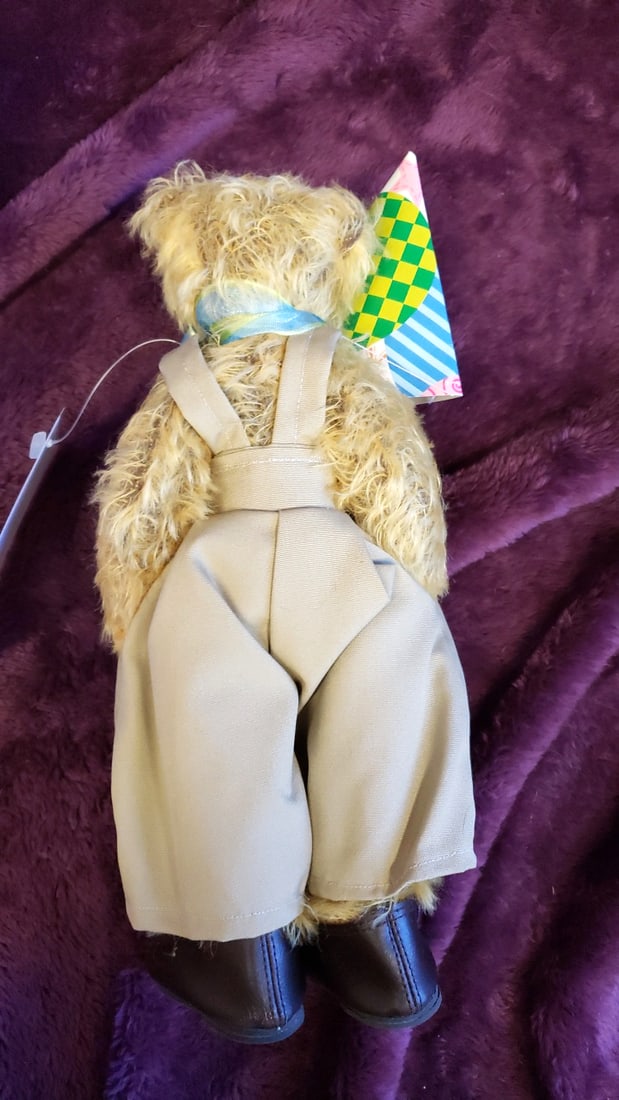 Judy Lincoln Artist Birthday Party Bear - 4