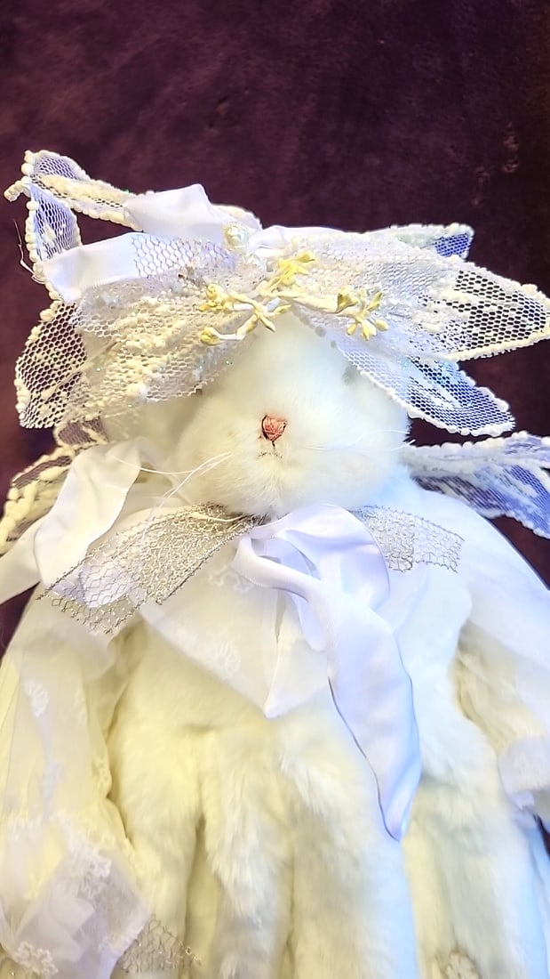 Bunnies By The Bay And Friends Meri Winkle 2000 White Plush Bunny Doll With Lace Dress Hat - 5