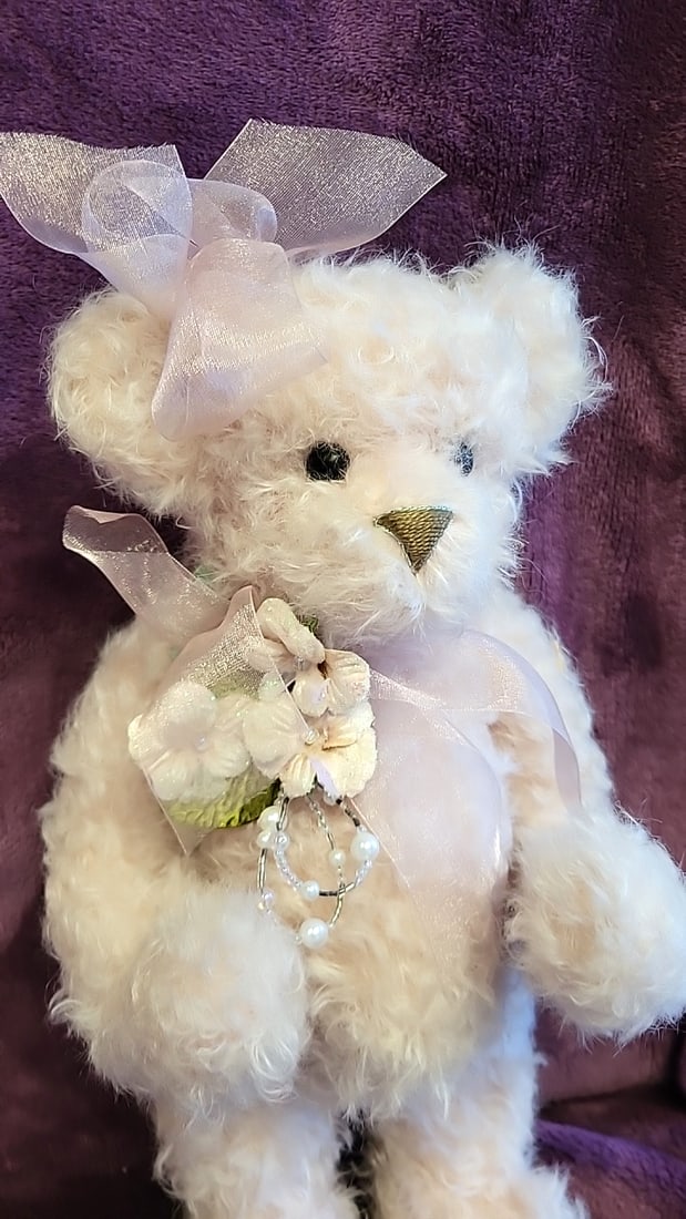 Artist Made Signed Deana Ellis Oz Cream Curly Plush Teddy Bear With Pink Bow And Floral Bouquet - 2