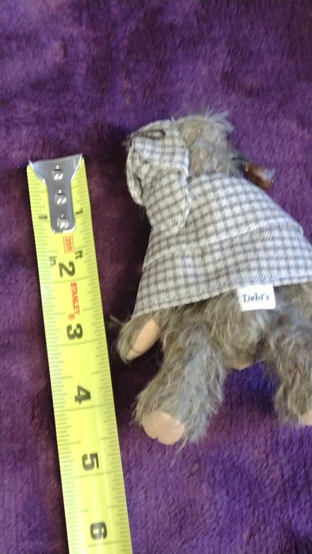 Debis Bears Bear Caper On The Coast Oct 2001 Mini Plush Bear With Plaid Coat, 5 In - 4