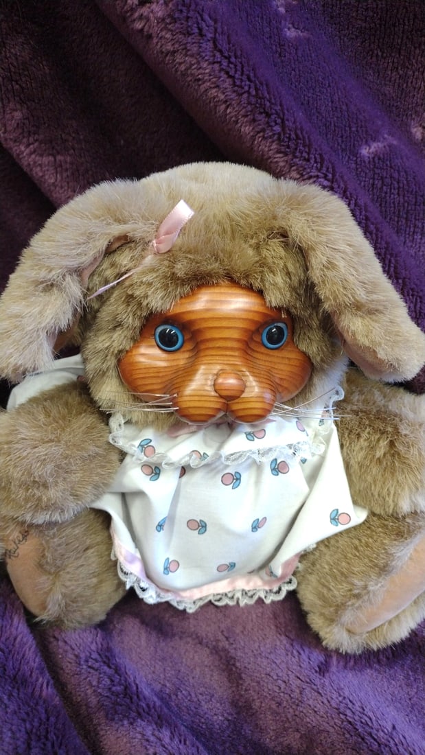 Robert Raikes Wood Face Plush Bunny Rabbits Ashley And Brett 1988 - 2