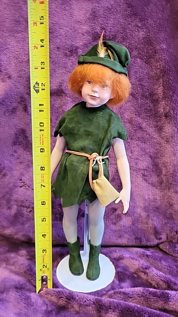 Robert Tonner Doll Co. Peter Pan Doll With Green Outfit, Hat, Sword Certificate And Box - 7