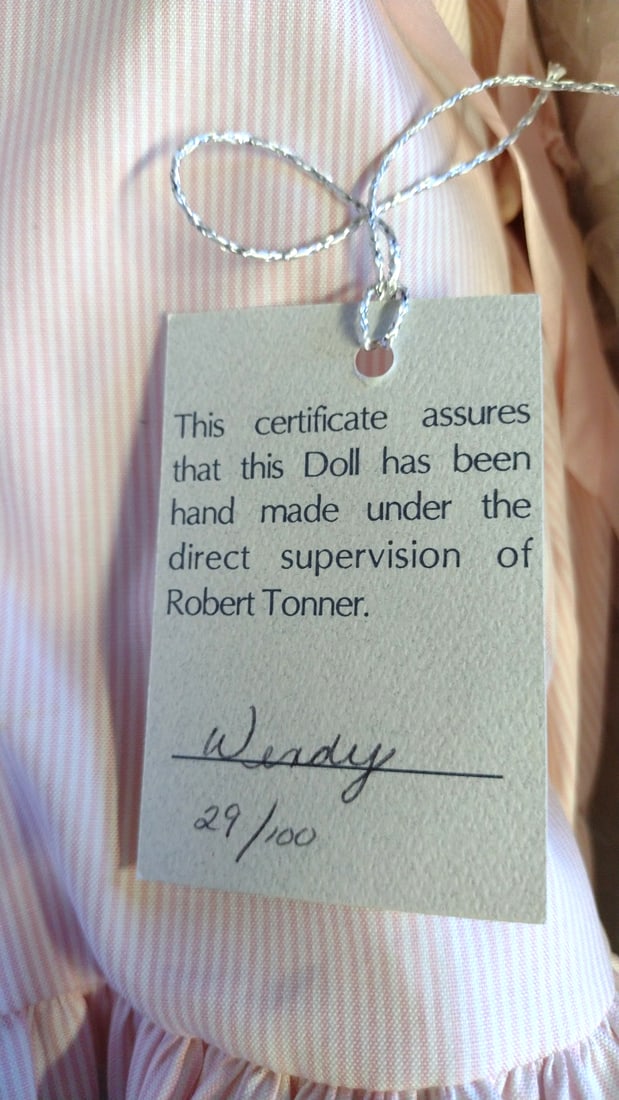 Robert Tonner Doll Co. Wendy #29/100 Brunette Doll In Pink Striped Dress With Box - 4