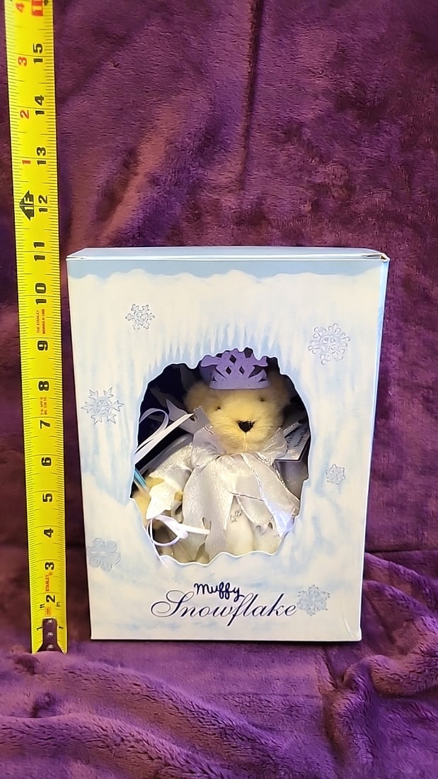 North American Bear Co. Muffy Vanderbear Snowflake 1993 Limited Edition Plush Bear With Box - 6