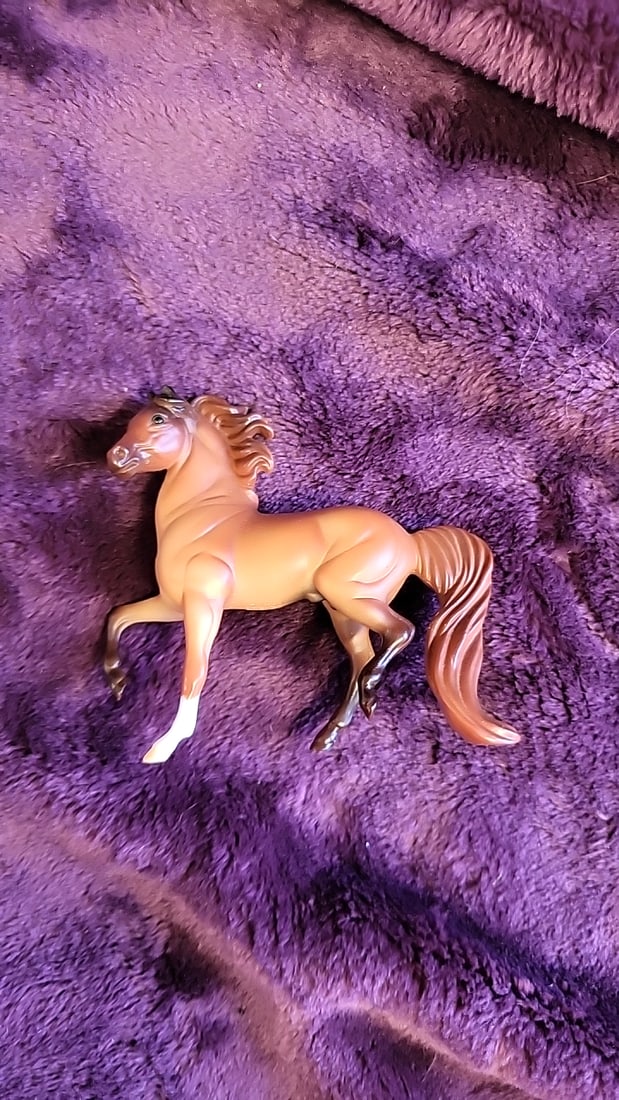 Breyer Model Horse & Donkey Figurine Lot With 2005/2007 Catalogs And Picture Perfect Booklet - 7