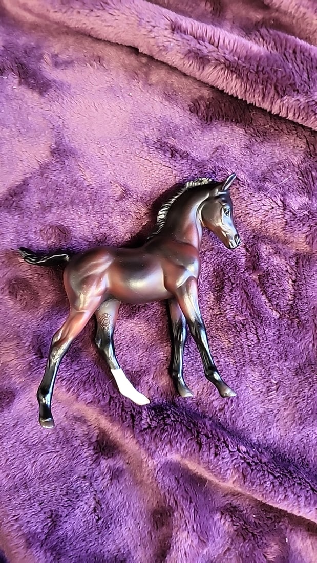 Breyer Model Horse & Donkey Figurine Lot With 2005/2007 Catalogs And Picture Perfect Booklet - 9