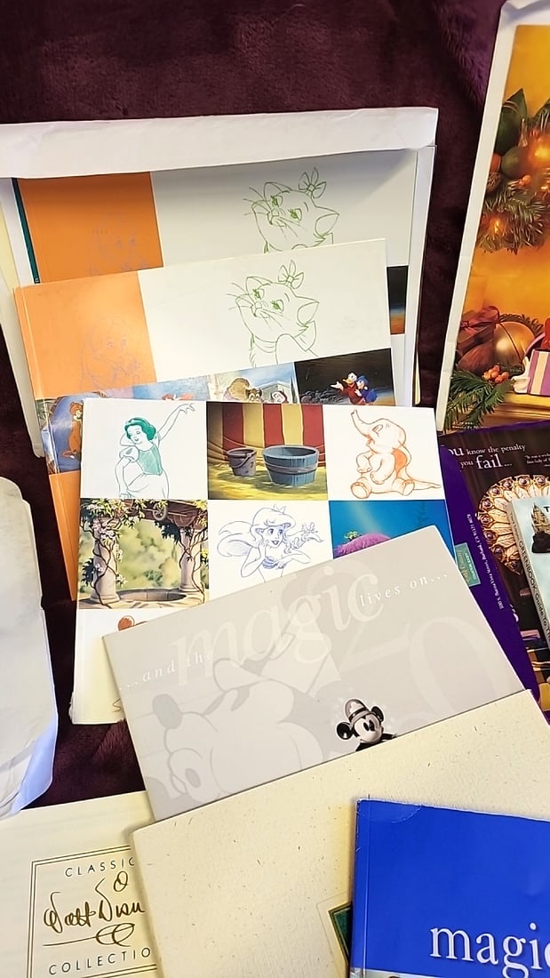 Walt Disney Classics Collection Sketches Magazines Greenbook Guides Catalog Lot - 4