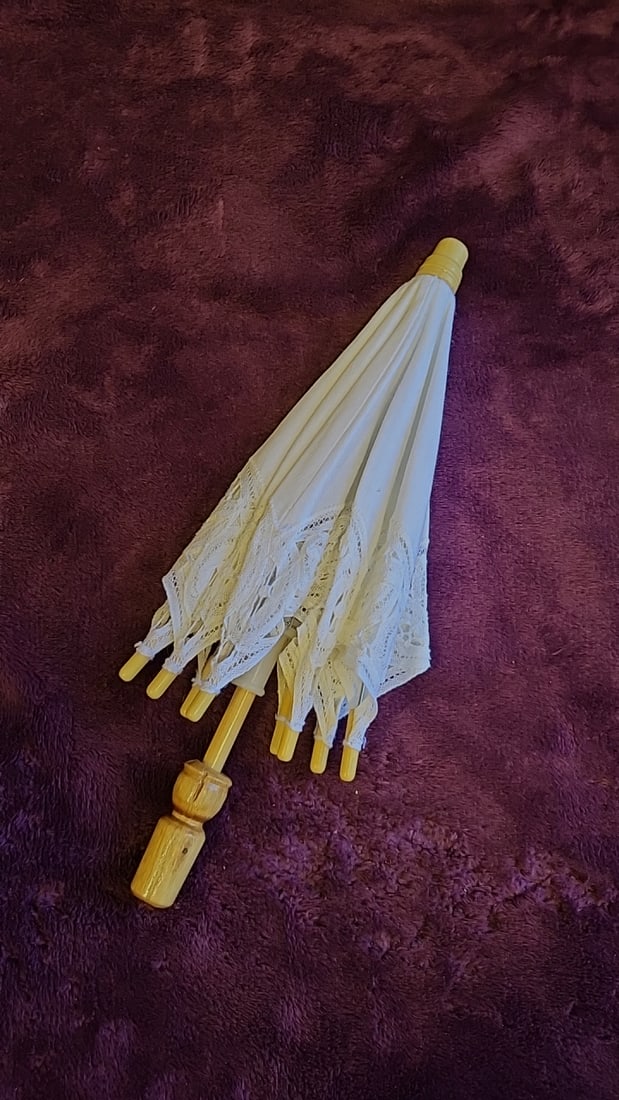 Victorian-style Doll Clothing Lot: White Lace Dress, Floral Pinafore, Parasol, Cameo - 10