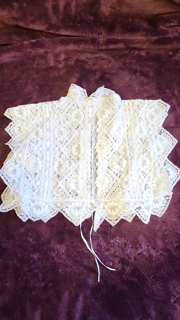 Victorian-style Doll Clothing Lot: White Lace Dress, Floral Pinafore, Parasol, Cameo - 5