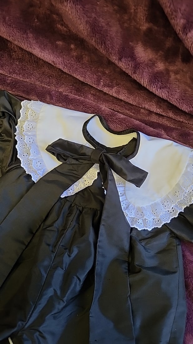 Joyce Nicholson Baby Black Satin Romper With White Eyelet Lace Collar And Bow Brown Boots - 4