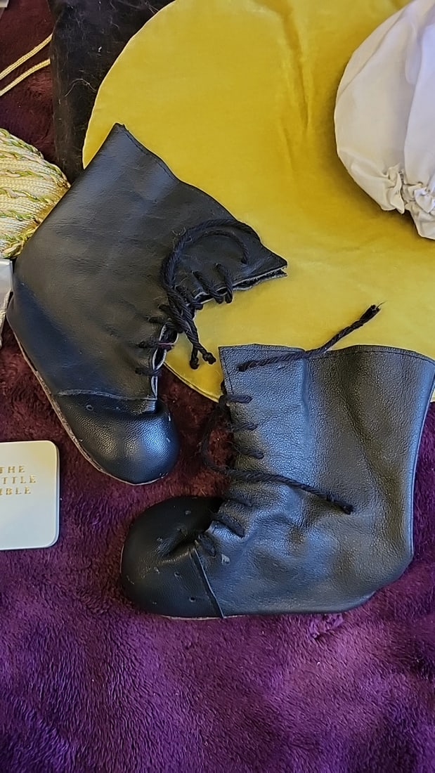 Reproduction Doll Accessory Lot, Bearwear Paws, Shoes, Hat, Mini Bible, Purses - 7