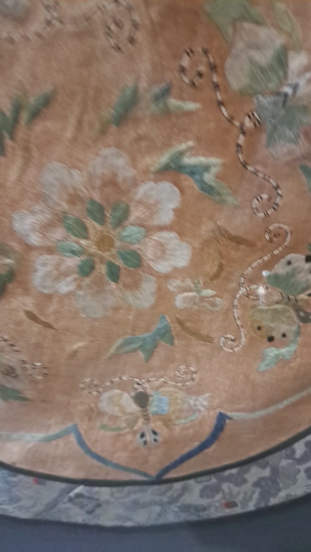 Framed Asian Embroidered Silk Floral Roundel Textile With Brocade Border - 3