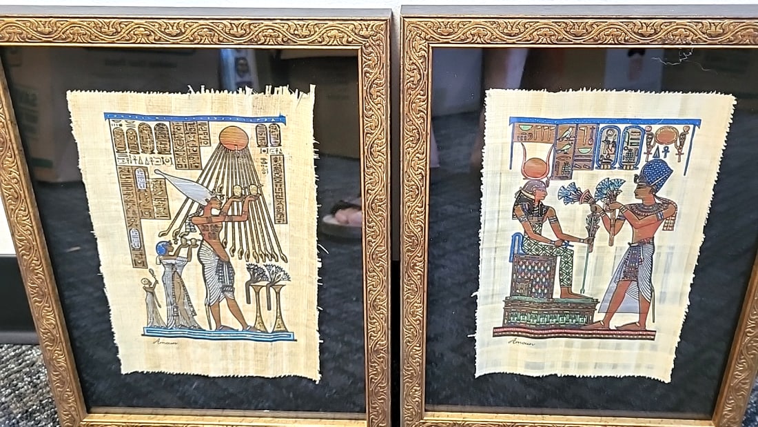 Pair Of Framed Egyptian Papyrus Art Prints Signed Amour Gold-tone Frames: 13x11x4 5 attention – shipping artwork is very expensive. The shipping price shown in the listing is the liveshipping service by liveauctioneers. We offer our own in-house shipping as well