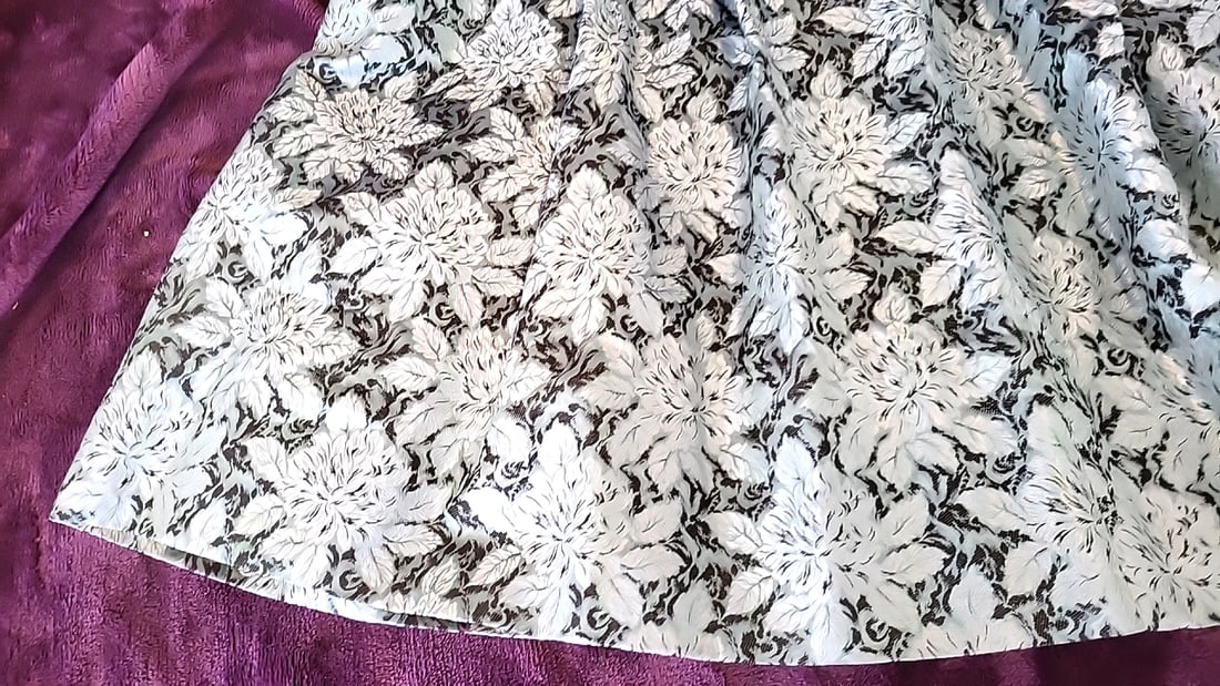 1950s Floral Jacquard A-Line Skirt Blue White Black Kanebo fabric - 2