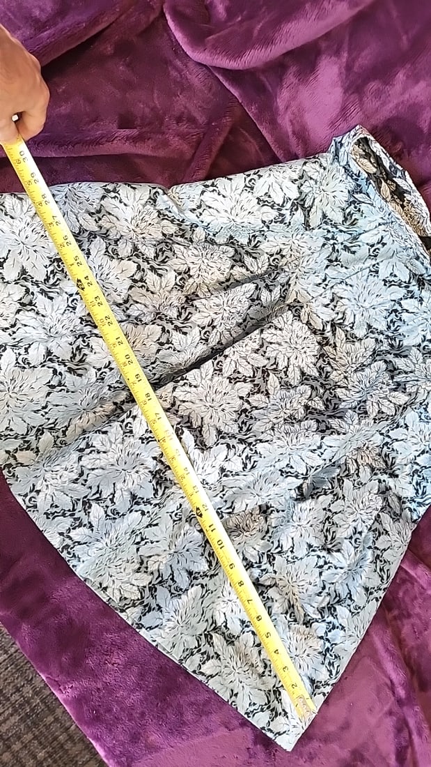 1950s Floral Jacquard A-Line Skirt Blue White Black Kanebo fabric - 8