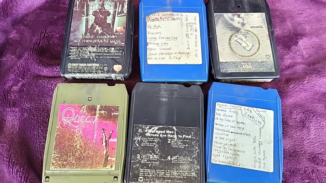 8-Track Tape Cartridge Lot: George Harrison, Queen, Fleetwood Mac, Led Zeppelin, Stevie Wonder, M...: 5.5 x 5.25 x 4 2 lb Low Estimate: 30.00 High Estimate: 85.00