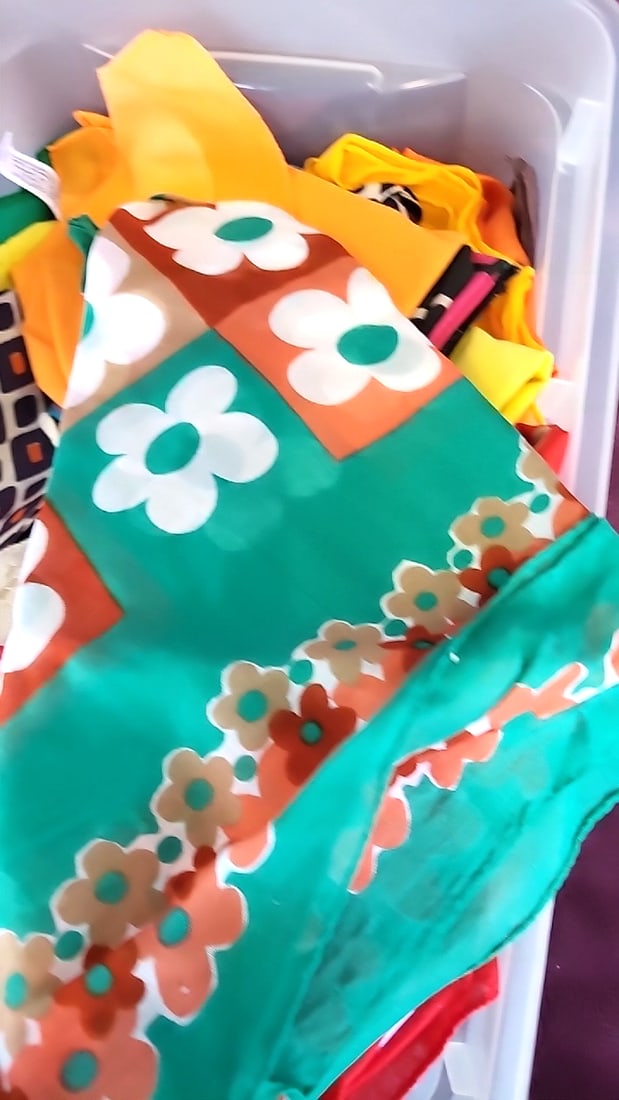 Lot of Vintage Assorted Colorful Patterned Scarves Bandanas Made in USA - 4