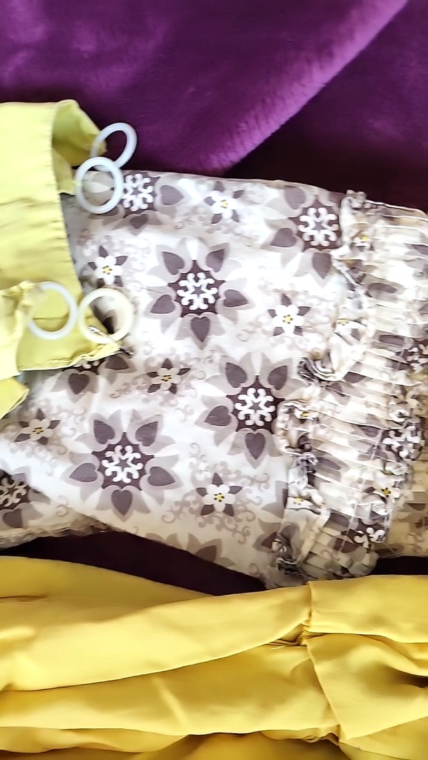 Large lot vintage curtains - 4