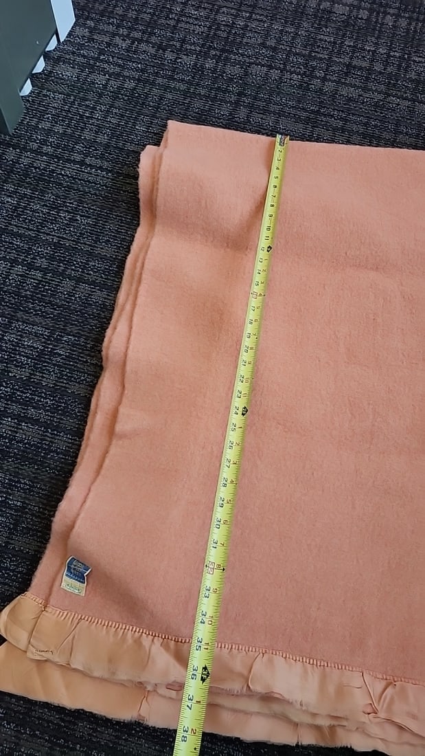 Pendleton Wool O The West Peach Wool Blanket Satin Binding - 4