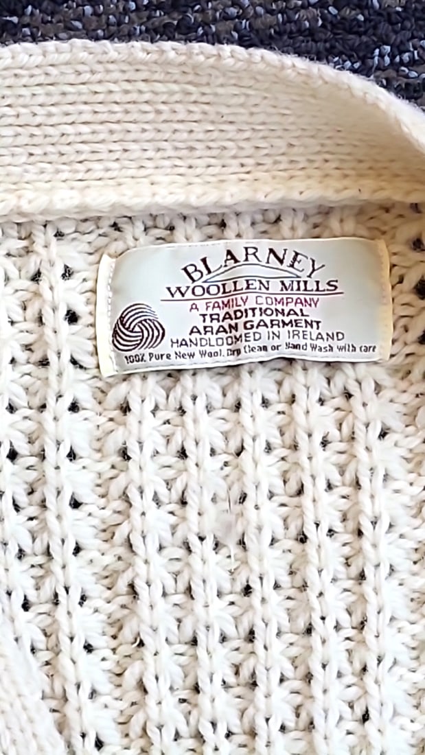Blarney Woollen Mills Traditional Aran Cream Cable Knit Wool Cardigan - 2