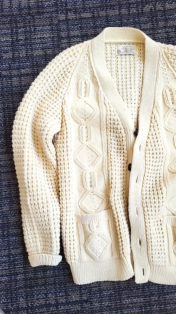 Blarney Woollen Mills Traditional Aran Cream Cable Knit Wool Cardigan - 3