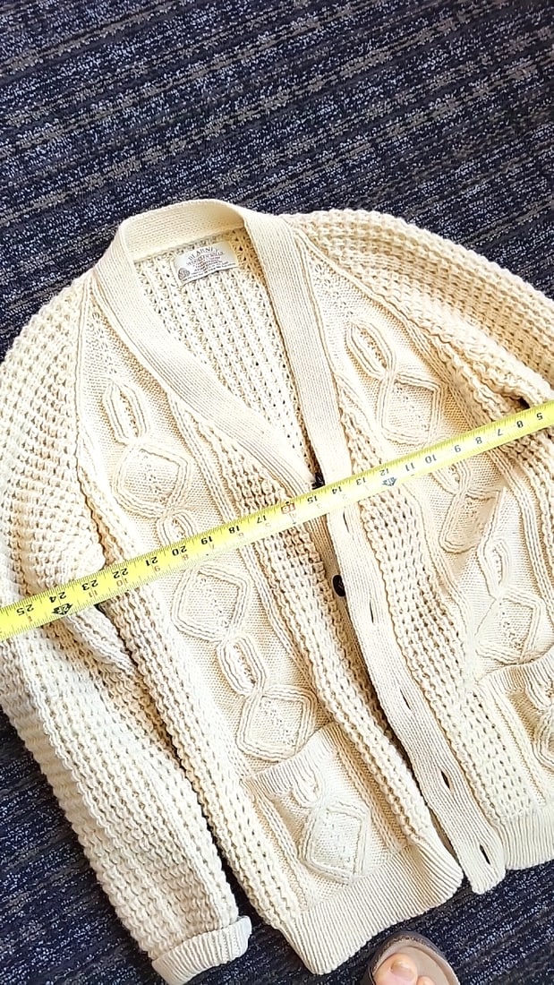 Blarney Woollen Mills Traditional Aran Cream Cable Knit Wool Cardigan - 5