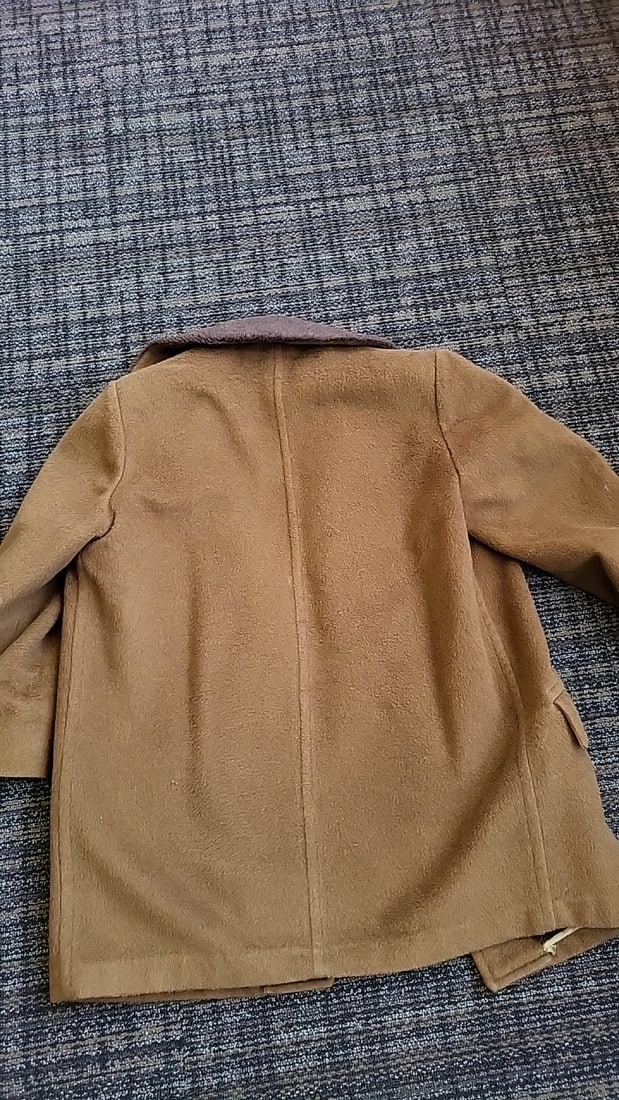 Pendleton Sir Pendleton Brown Wool Coat with Dark Pile Collar - 9