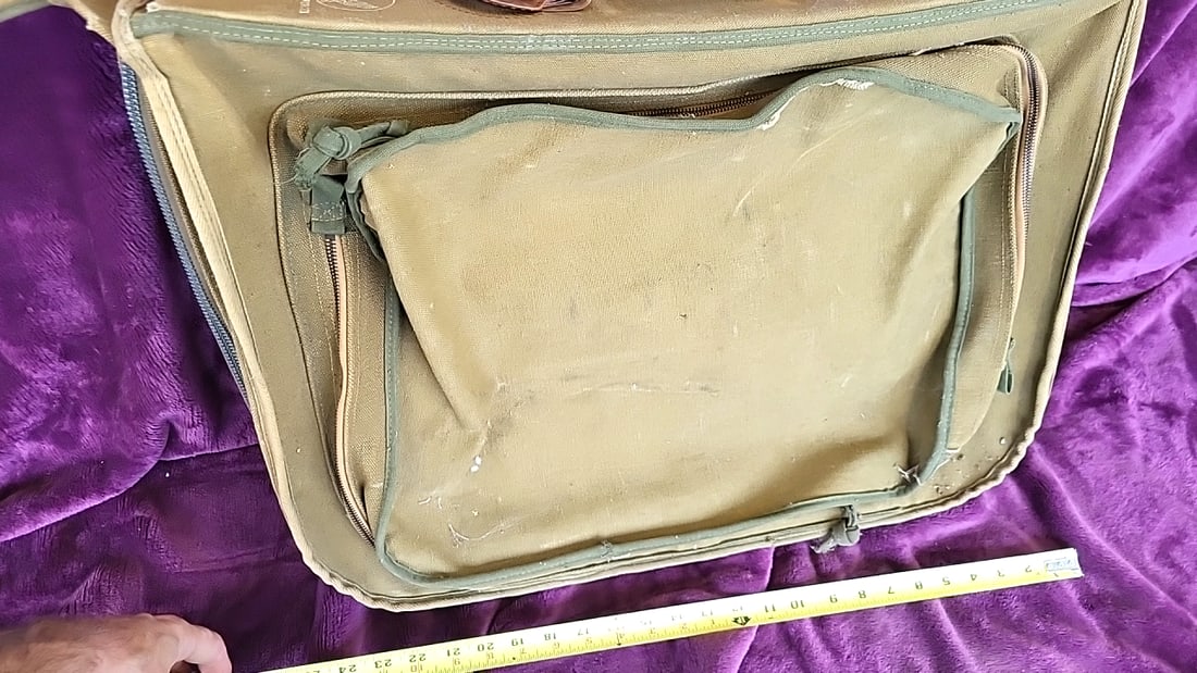 US Army Air Forces B-4 Olive Drab Canvas Garment Bag Suitcase - 5