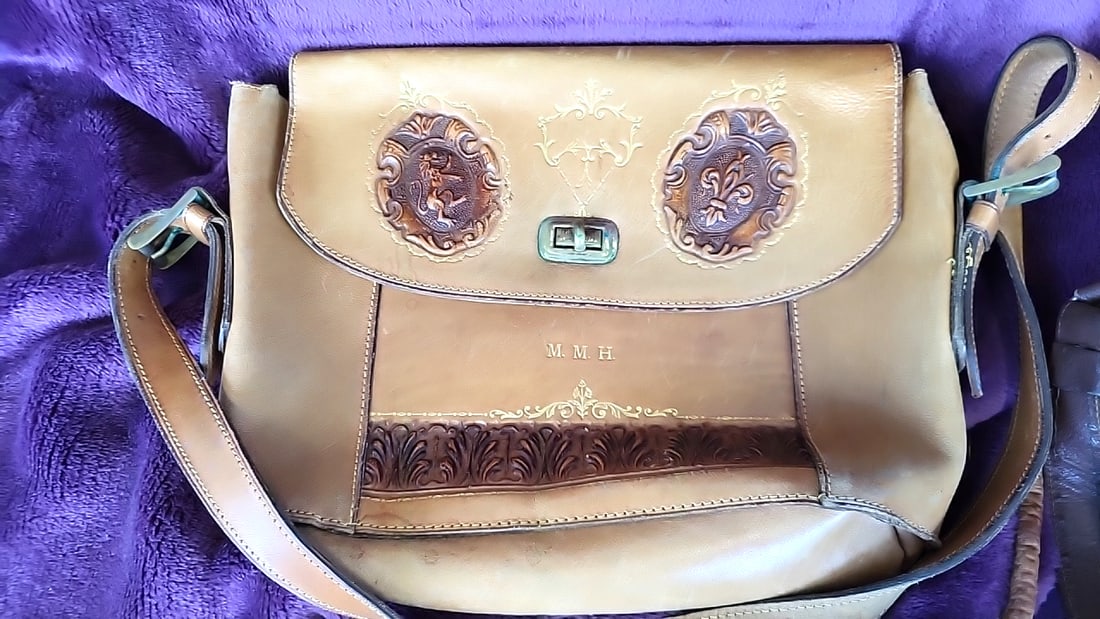 Lot of 4 Leather Shoulder Handbags, Tan Tooled, Red Embroidered, Brown, Olive Green - 3