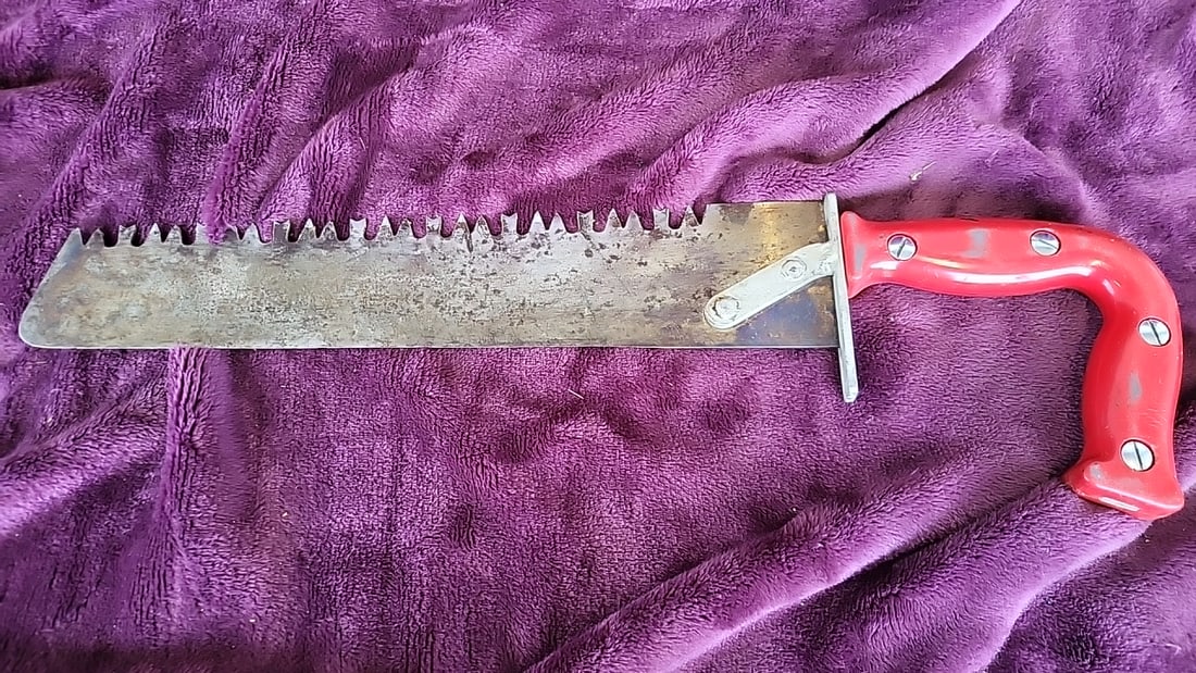 Military pilot survival tool saw: 18 x 5.5 x 1 1.0 lb Low Estimate: 10.00 High Estimate: 35.00