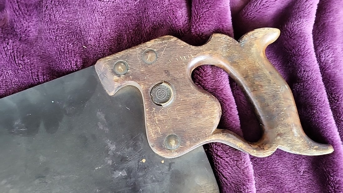 Vintage Diston Hand Saw, 28 in Blade, Wooden Handle - 3